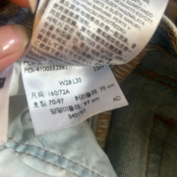 Levi’s 501 skinny (fit more like straight cut) size 28 light blue - Picture 4 of 4